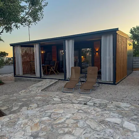 Emi Mobile Campingplatz Pirovac