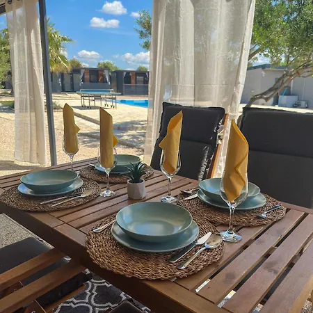 Campingplatz Emi Mobile *