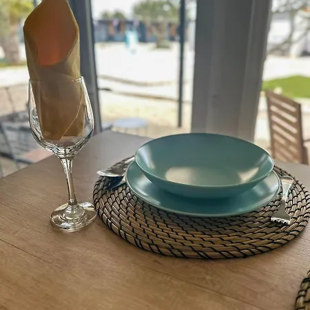 مكان تخييم Emi Mobile