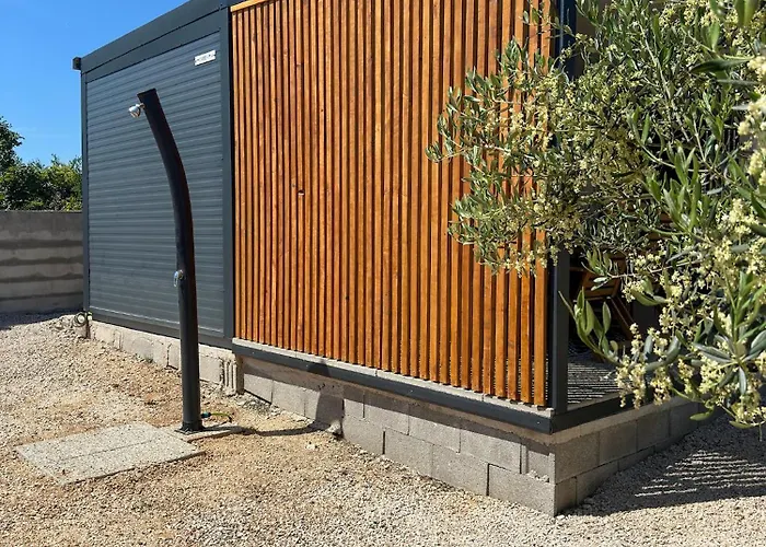 Emi Mobile אתר קמפינג פירובאץ