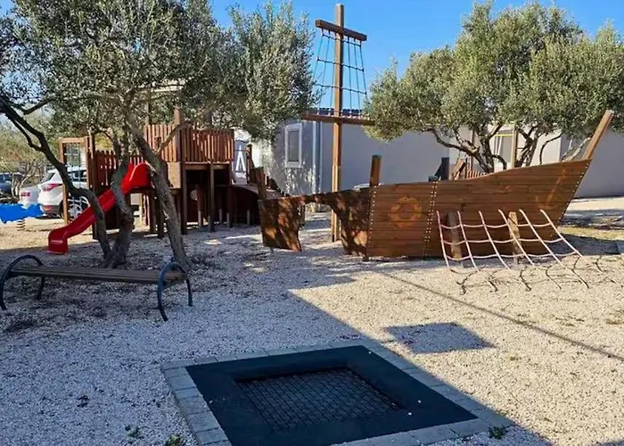 Emi Mobile 캠프장 *